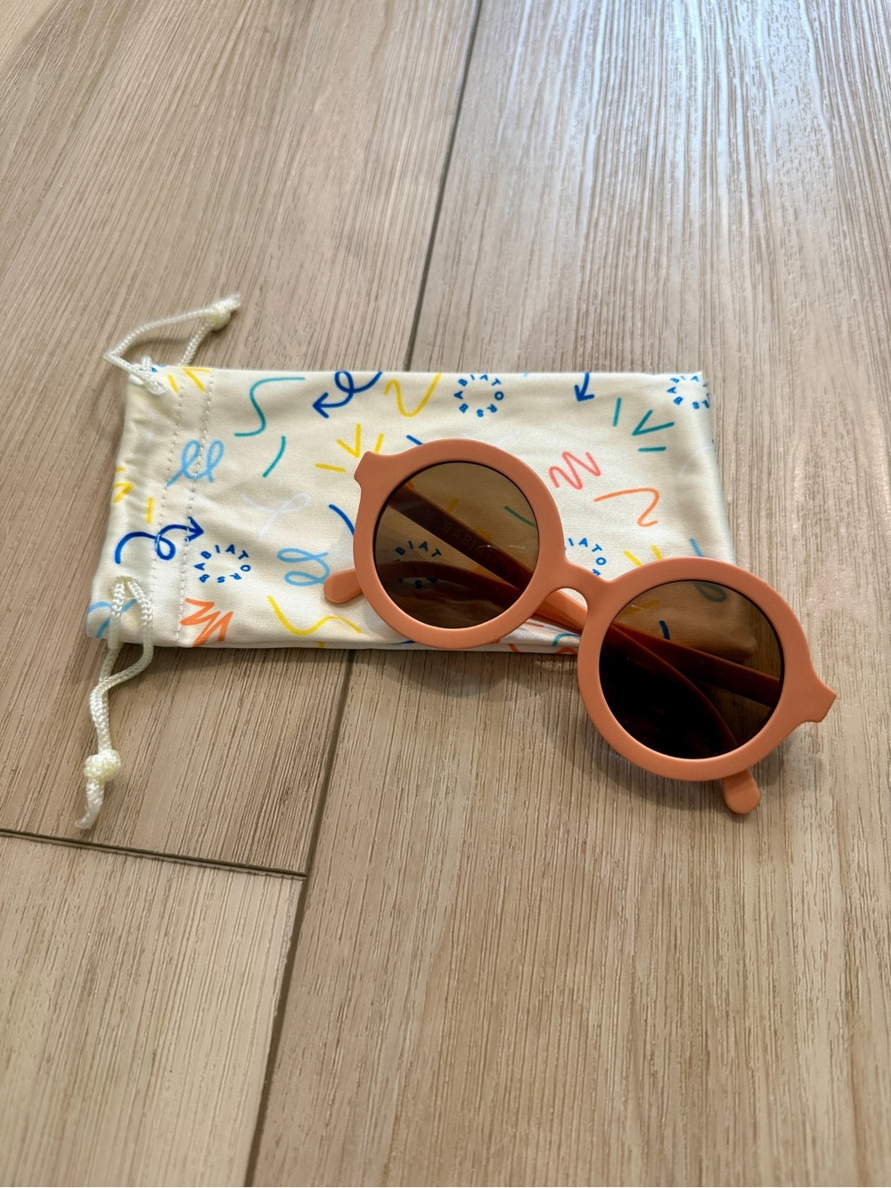 Kids Babiators Round Sunglasses size 3-5